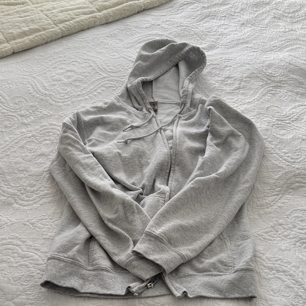 Gildan Gray Women's Sweater